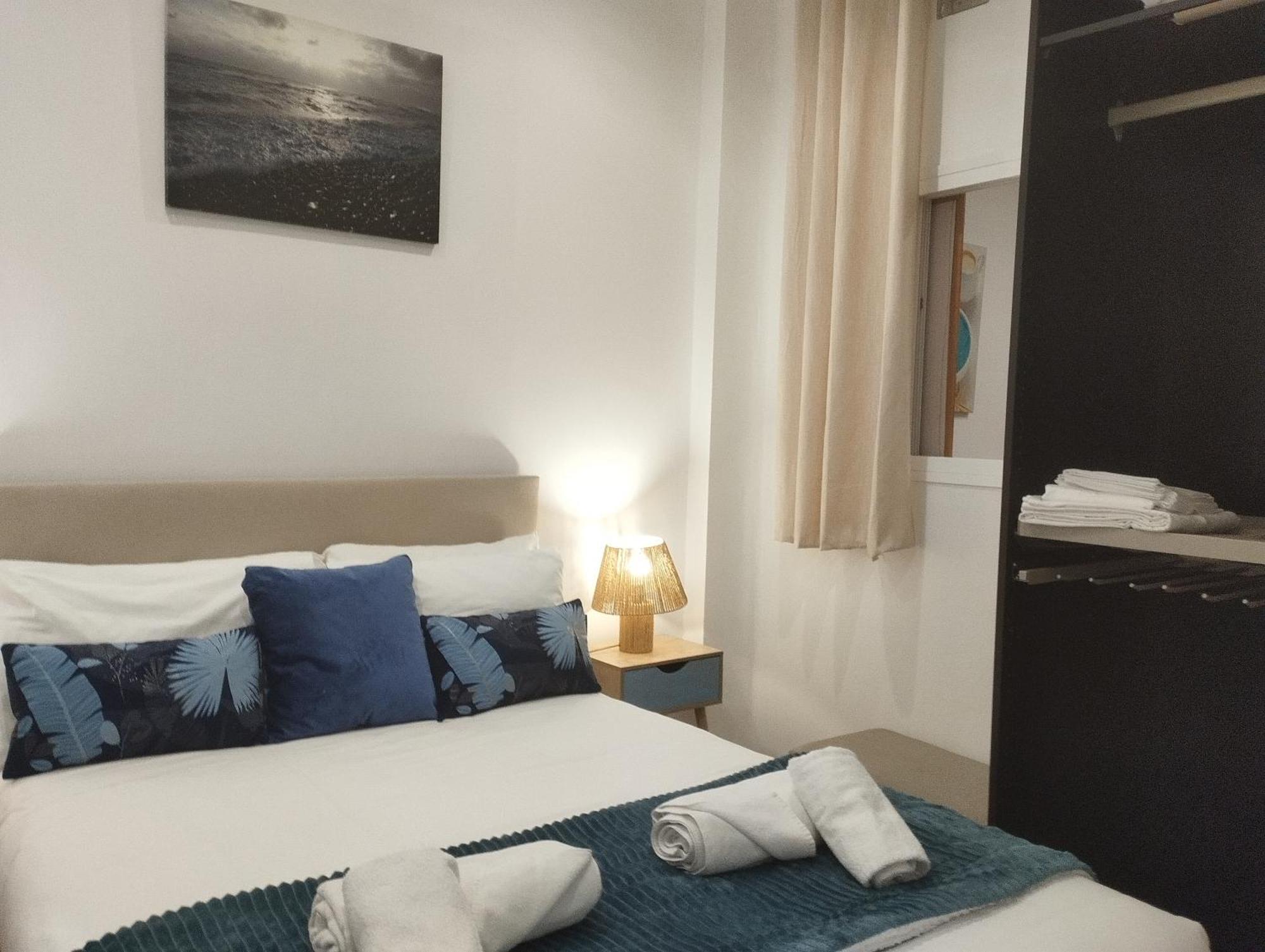 Апартаменты Port House, Paseo Maritimo,A Un Minuto Playa Фуэнхирола Экстерьер фото