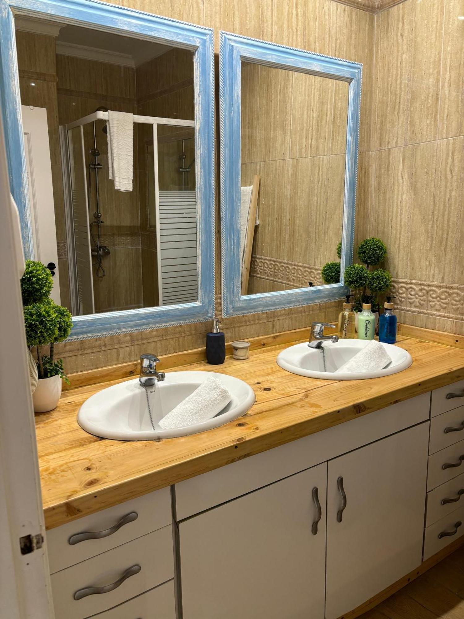 Апартаменты Port House, Paseo Maritimo,A Un Minuto Playa Фуэнхирола Экстерьер фото